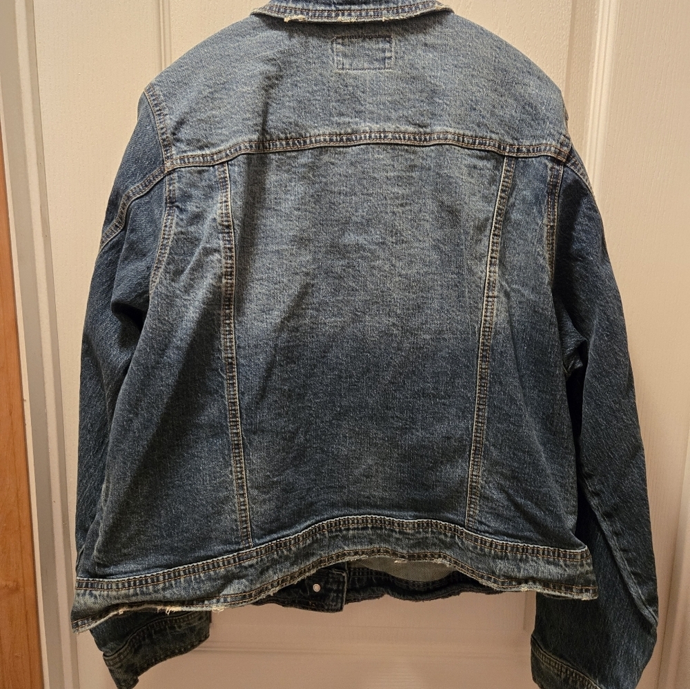 Universal Thread Denim Jacket - Picture 8 of 9